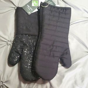 Teflon oven mitts